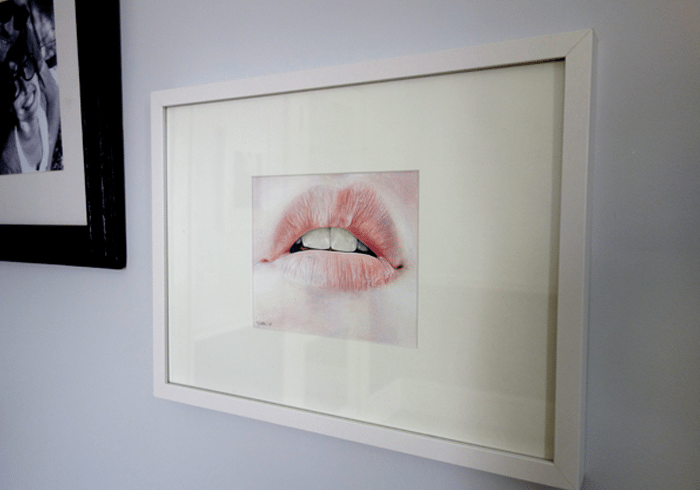 art-bedroom-lips